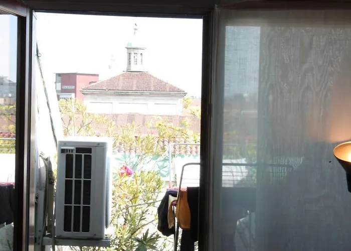Mansardina boheme tra il Duomo e l'Università